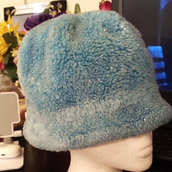 Cozy Blue Fleece Women's Hat - Picture 3 of 5